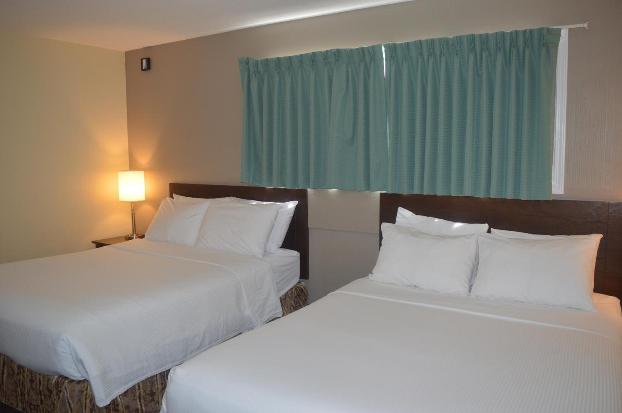 Siesta Suites Kelowna Zewnętrze zdjęcie